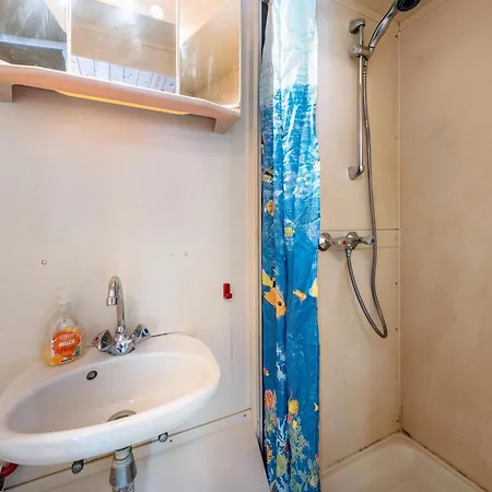 8 - Kimbucht Kompleks wypoczynkowy